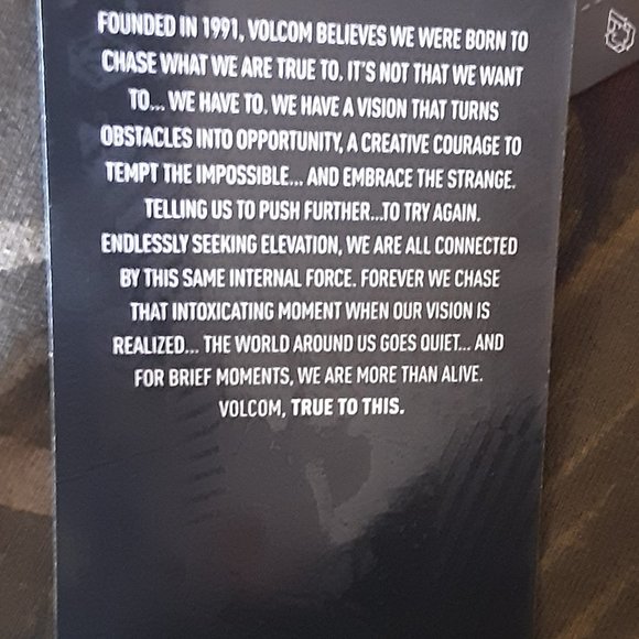 Volcom Punch Dagger Crew Long Sleeve Shirt Army New! Size XL - Picture 12 of 15